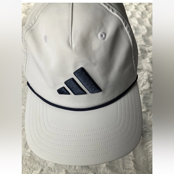 Adidas Unisex 3 Stripe White With Blue Accents SnapBack 5 Panel Baseball Hat - Picture 2 of 7